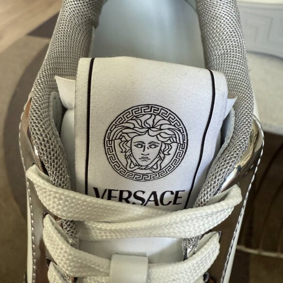 Versace Medusa White Leather Men's Sneaker Shoe, 1013377, Silver patent leather - Picture 9 of 13